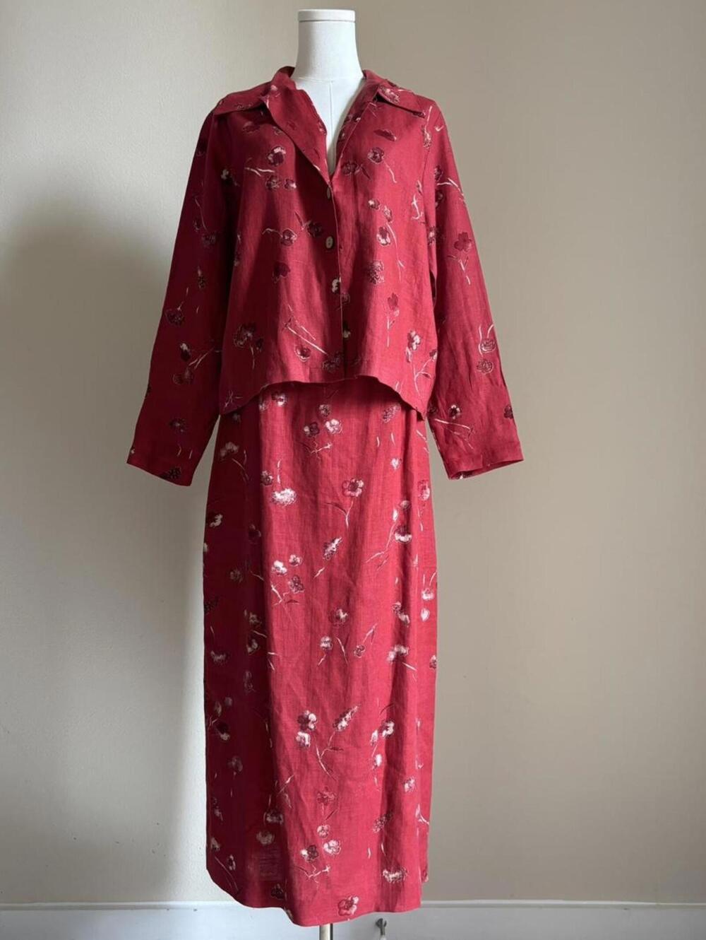 Red linen floral skirt and button up set - Picture 1 of 8